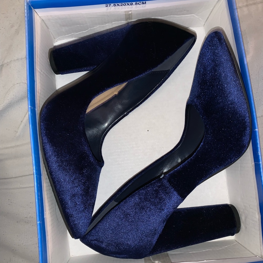 navy velvet heels.